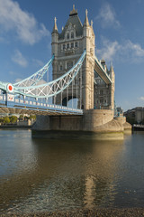 Fototapeta na wymiar Tower Bridge