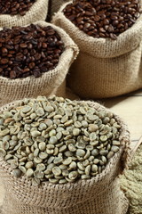 Obraz premium chicchi di caffe verde