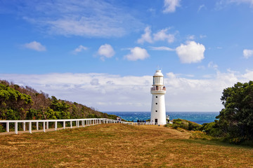 Fototapeta na wymiar Lighthouse on the Great Ocean Road