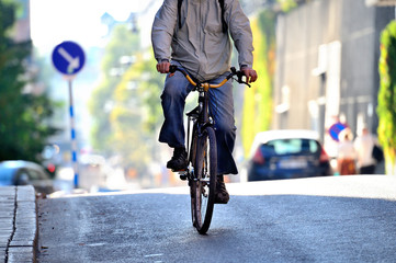 One bicyclist, low sun