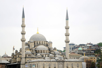 Fototapeta na wymiar Yeni Mosque