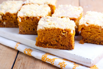 Pumpkin coffee cake