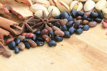 Nuts and chinese herb