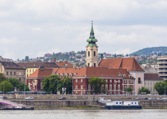 Obraz premium Bell tower of the Roman Catholic Church in Buda