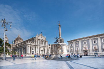 Piazza del Duomo in Catania - obrazy, fototapety, plakaty