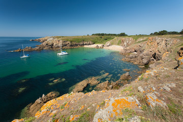 Cote sauvage de l'ile d'Yeu en Vendee et plage des Soux
