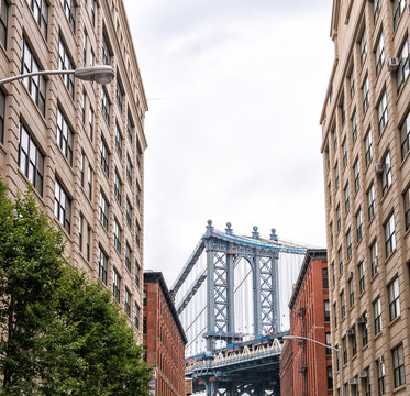 View of Manhattan Bridge on a overcast spring day - New York Cit © jovannig