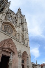 Fototapeta premium Cathédrale Sainte-Marie de Burgos, jour de mariage 