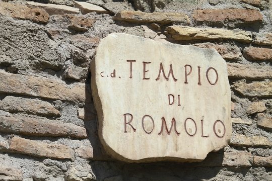 Romulo's temple - Foro Romano