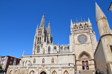Fototapeta na wymiar Cathédrale Sainte-Marie de Burgos 