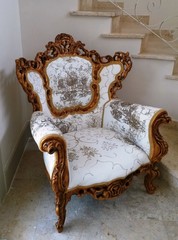 mueble estilo antiguo