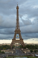 Fototapeta na wymiar Eiffel Tower - 17
