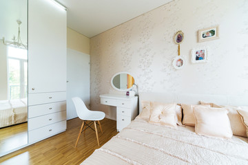 Interior design: Big modern Bedroom