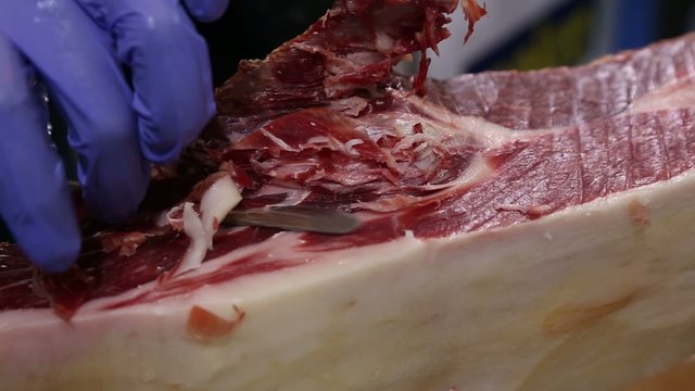 Cortando jam&oacute;n
