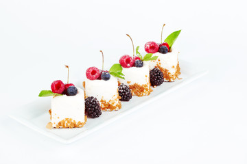 cakes with berries