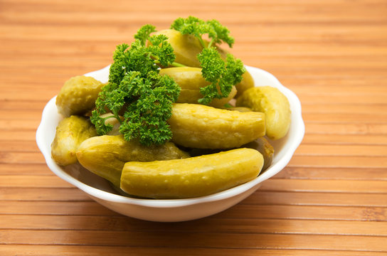 small canned gherkins 