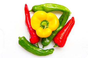 Rote und grüne Paprika