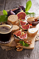 Coffee with figs and cheese bruschetta