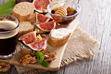 Coffee with figs and cheese bruschetta