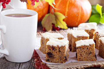 Pumpkin and carrot cake with cream cheese