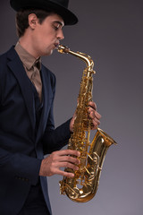 Fototapeta premium Handsome young jazz man