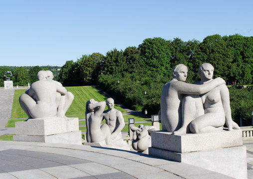 Vigeland womans