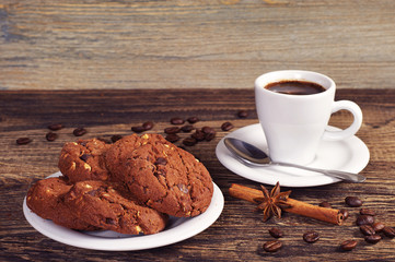 Chocolate cookies and coffee