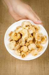 Fried pork skin
