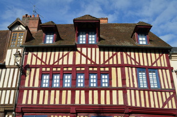 Façade d'une maison à colombage - Lisieux (Normandie)
