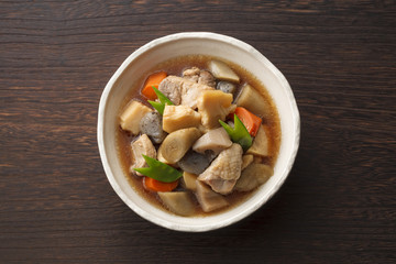 煮物　Cooking of simmered vegetable and chicken