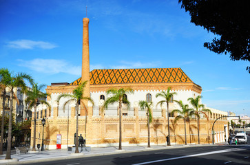 Fototapeta premium Antigua Fábrica de Tabacos, Cádiz, Andalucía, España