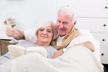 im Alter die Pension genießen