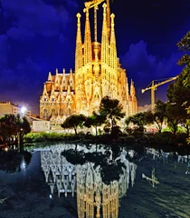 BARCELONA, SPANIEN - SEPTEMBER 02: Sagrada Familia, schön und m © BRIAN_KINNEY