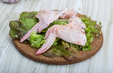 Raw chicken wings