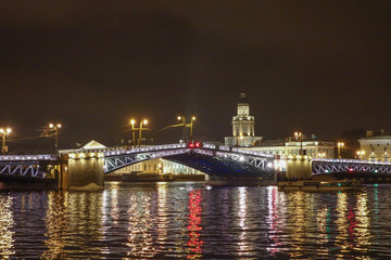 Fototapeta na wymiar The Palace Bridge in St Petersburg Russia