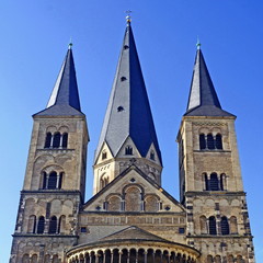 Fototapeta na wymiar Münster in BONN