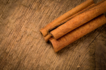 cinnamon sticks