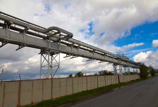 Outside pipelines