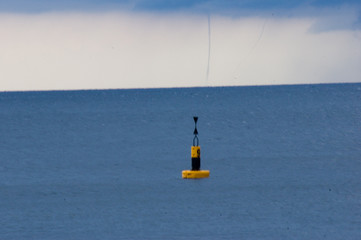 Windhose über dem Meer in Monaco