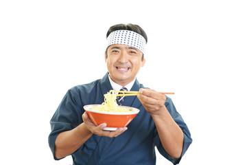 笑顔のラーメン職人