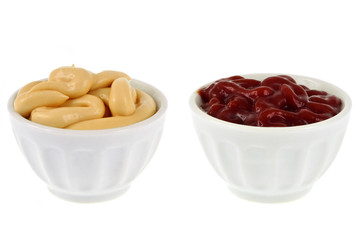 Mayonnaise et ketchup