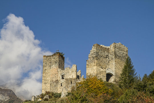 Ruine Tschan&uuml;ff