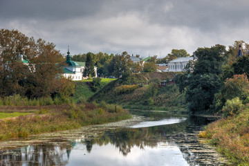 Fototapeta na wymiar Kamenka River. Suzdal. Russia