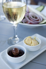 Olive et Vin Blanc