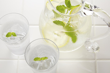 レモンウォーター © ogustudio