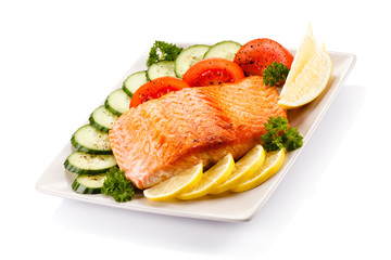 Grilled salmon and vegetables