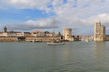 Obraz premium Entrée du vieux port de La Rochelle, France