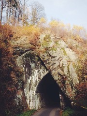 Путь через скалы