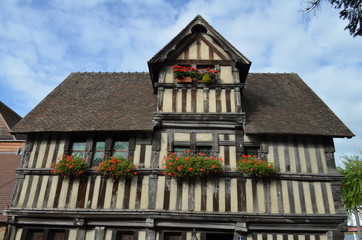 Façade d'une maison à colombage - Lisieux (Normandie)