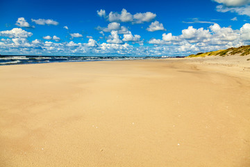 Fototapeta na wymiar wet beach at the Baltic sea